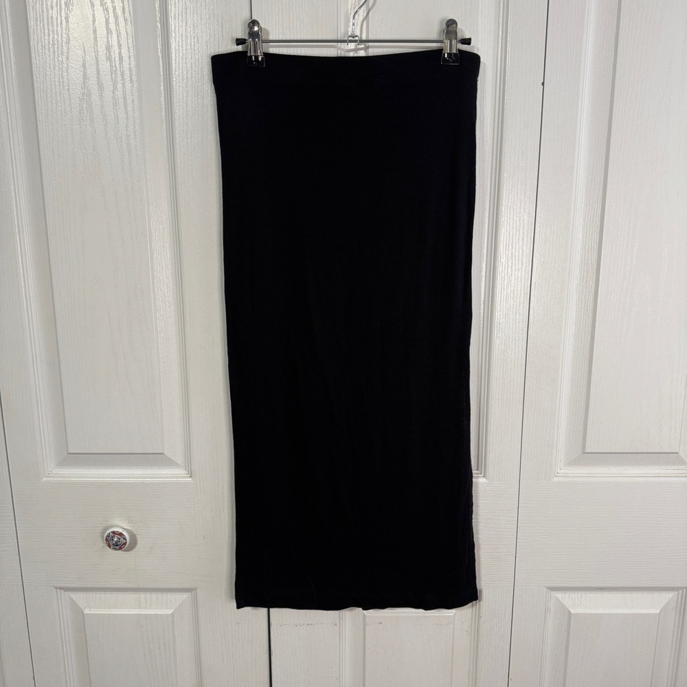 Forever 21 black skirt with slit size medium